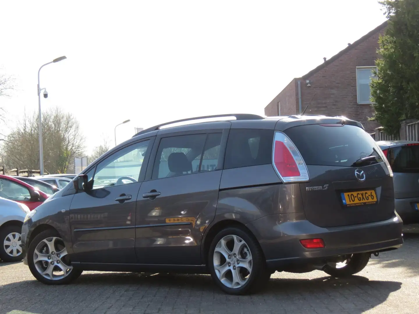 Mazda 5 2.0 Executive AUTOMAAT | 7-PERSOONS | ELEK SCHUIFD Gris - 2