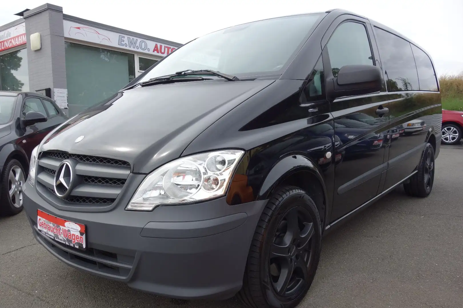 Mercedes-Benz Vito Kombi 113 CDI lang 9.Sitzer-Automatik-Navi Noir - 1