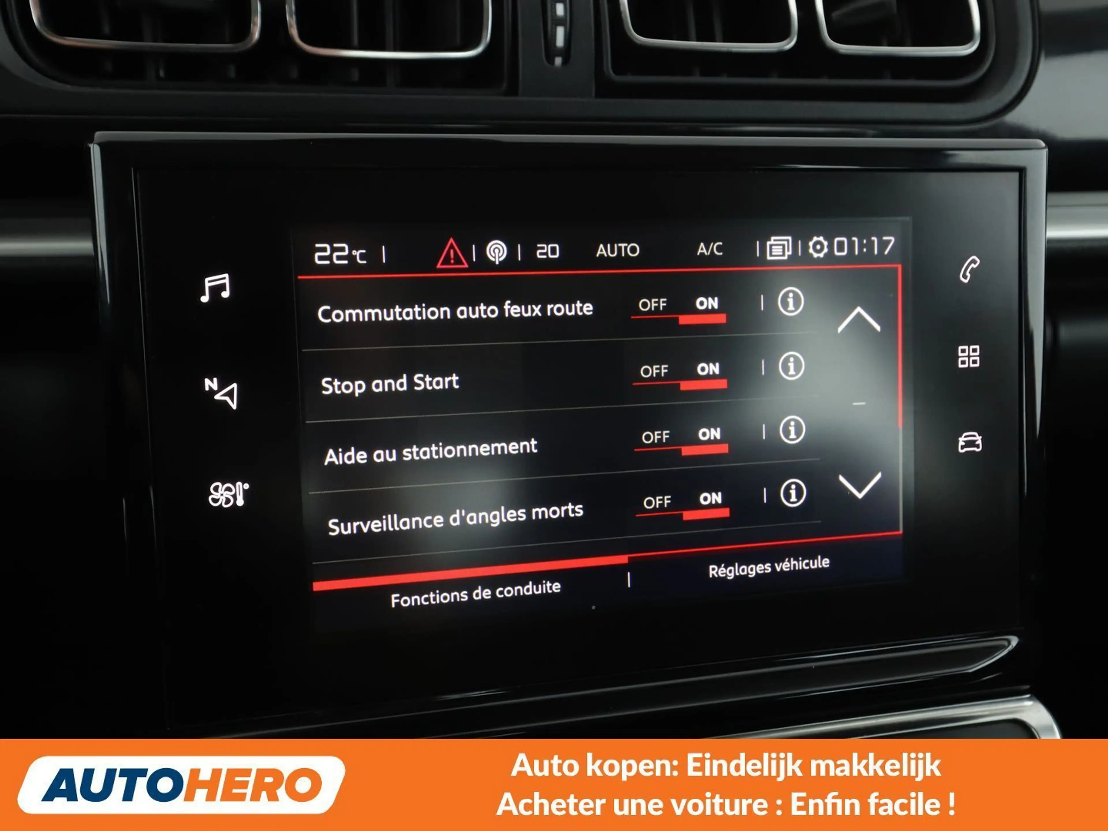 Citroen C3 1.2 PureTech Shine — photo 13