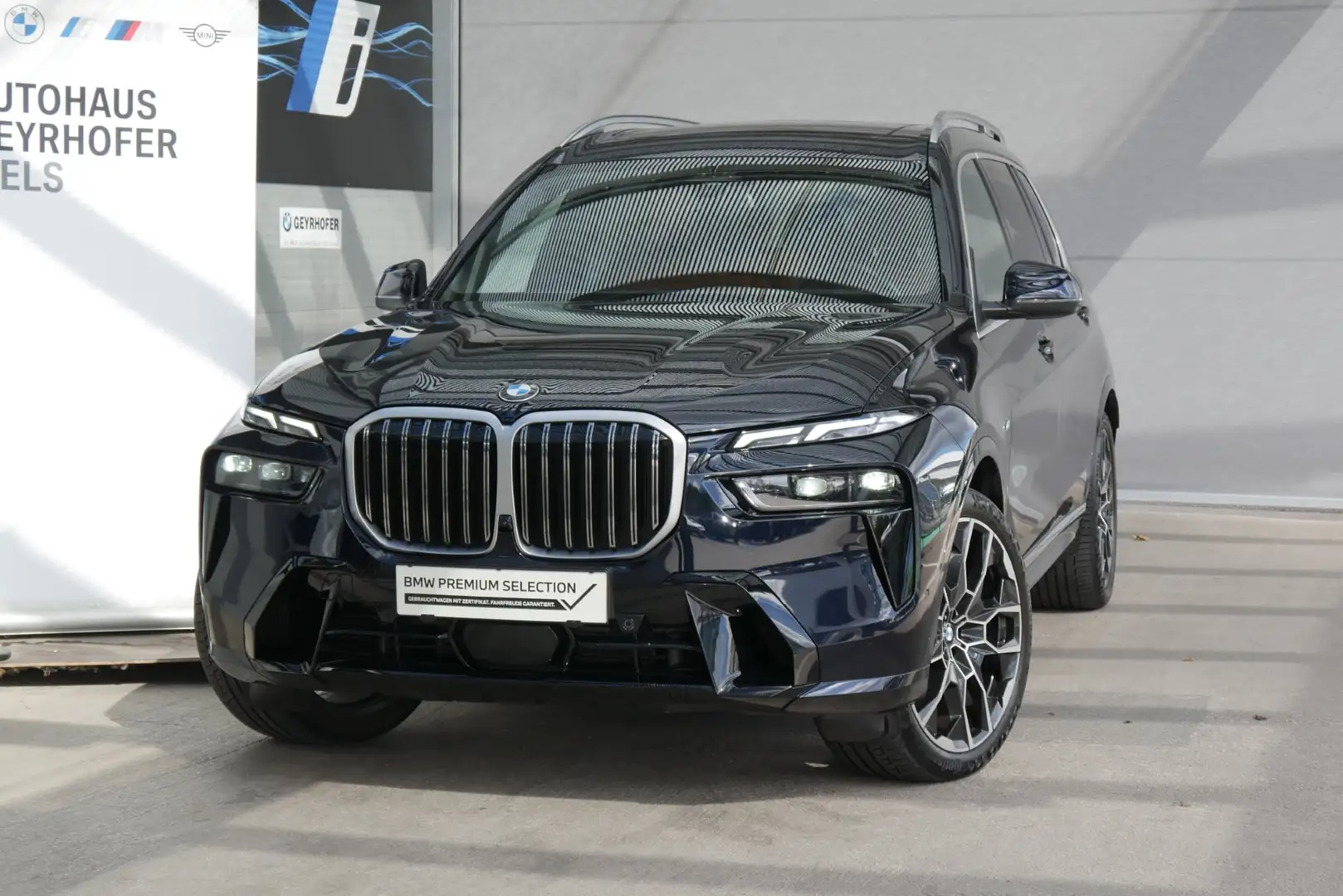 BMW X7 xDrive40d *M-Paket/Pano/7-Sitze/Soft Close/H&K Sound/Komfort-Paket/DA-Prof/Head-Up* Schwarz - 2