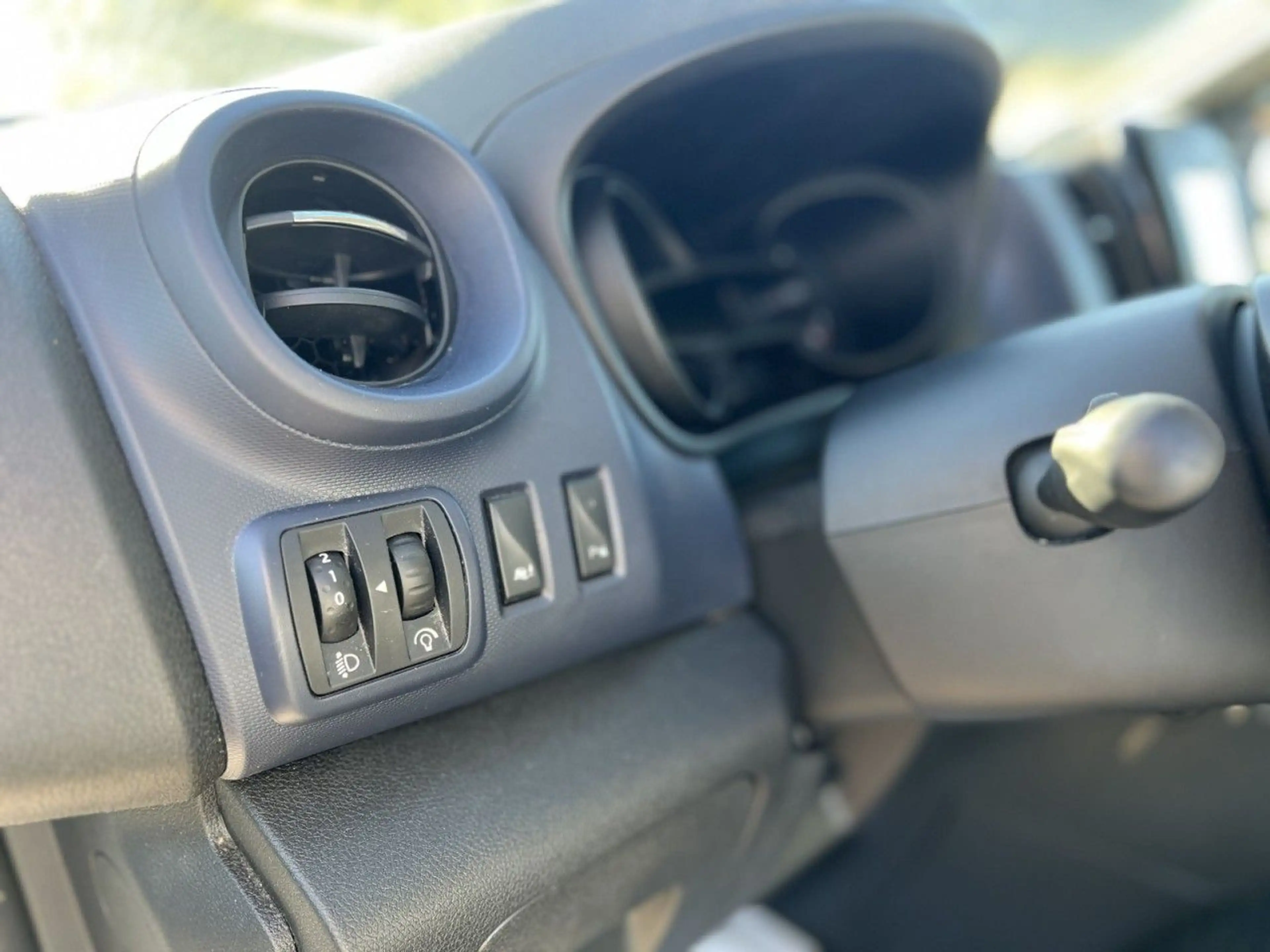 Opel Vivaro B Kasten/Kombi L1H1 2,9t*Navi*PDC*Euro6* — photo 12