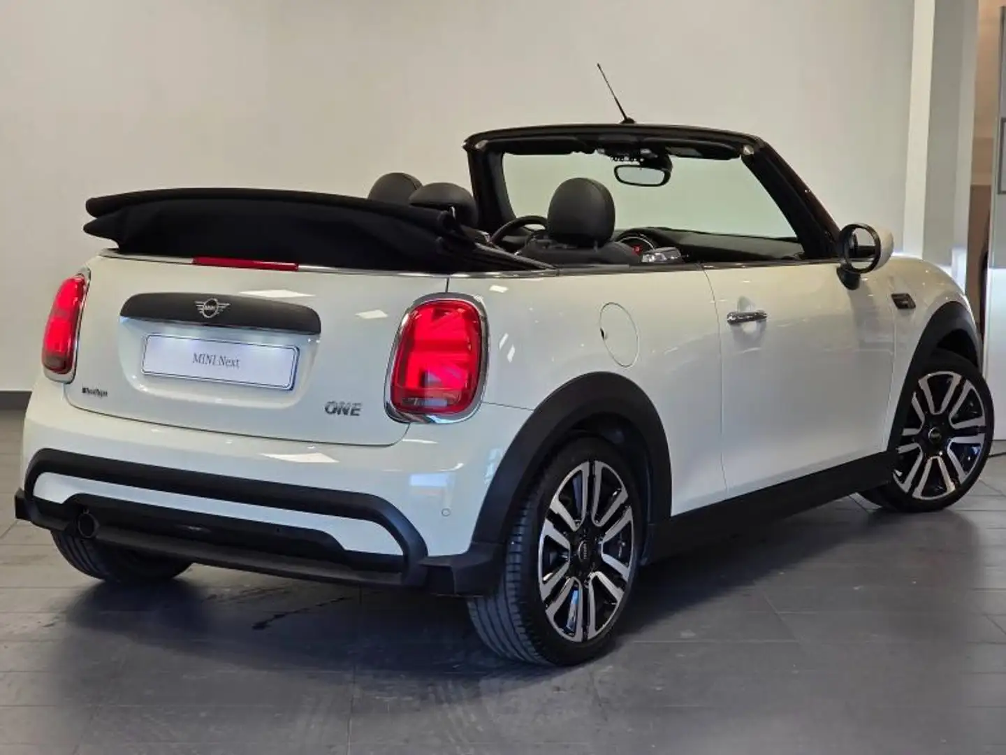 MINI One One 102ch Edition Camden Blanc - 2