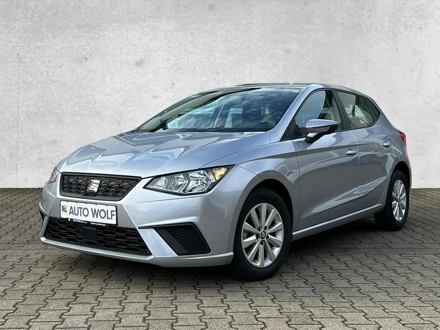 SEAT Ibiza 1.0 TSI Style *Navi*Alu*AppConnect*PDC Silber - 2