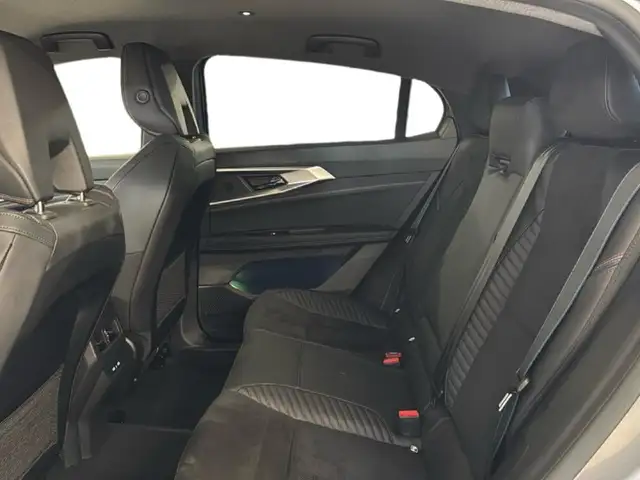 Renault Rafale view 15