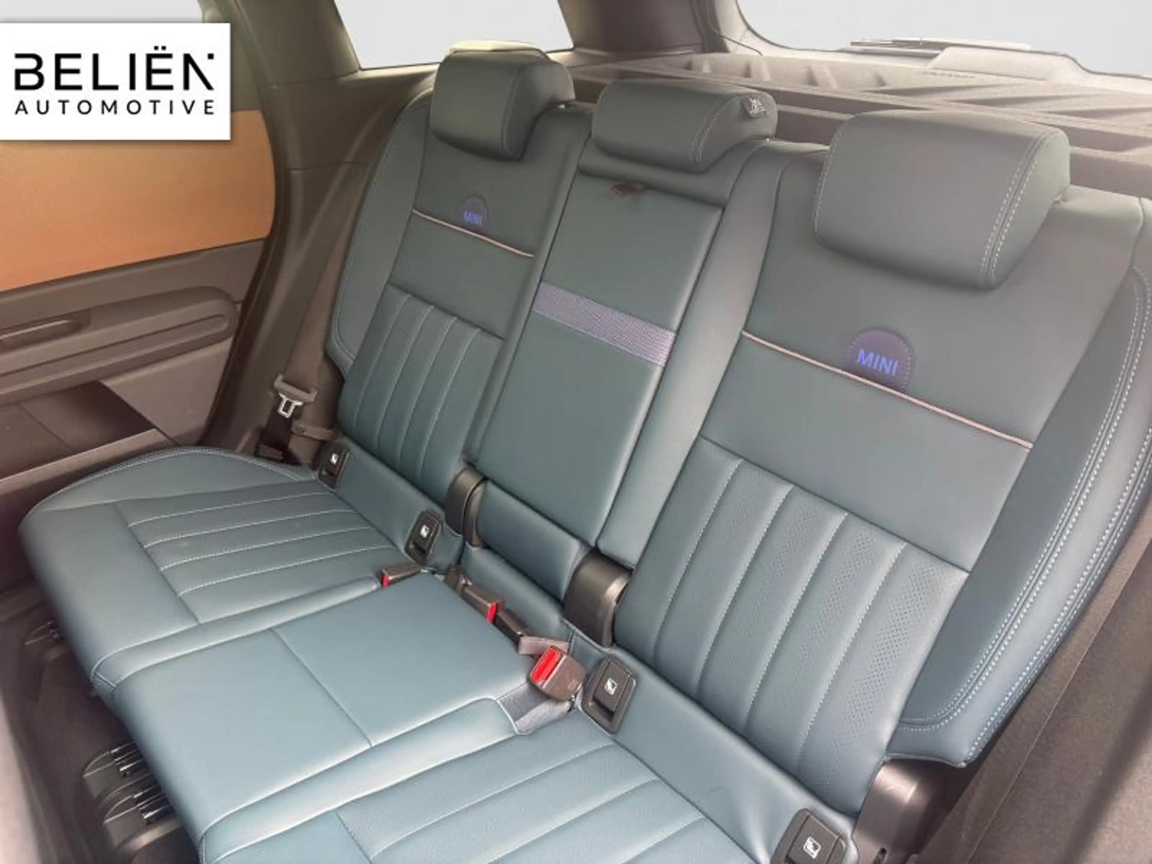MINI Countryman C Favoured Trim — photo 13