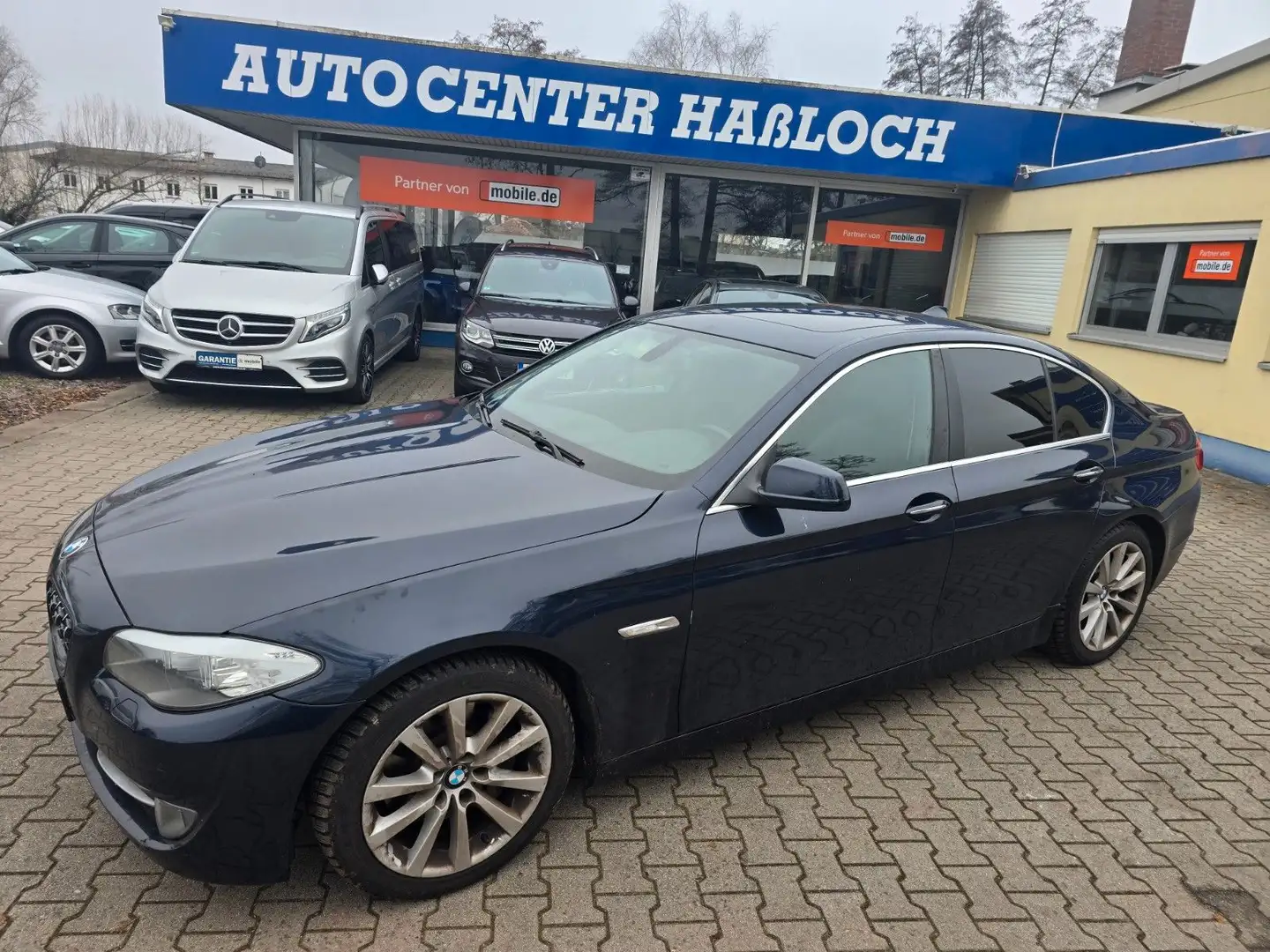 BMW 530 d M-Sportfahrwerk*Navi*Standheizung*PDC*BI-X Niebieski - 1