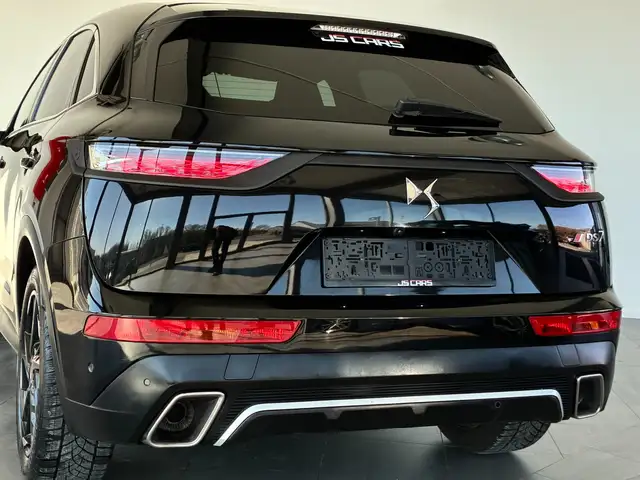 DS Automobiles DS 7 Crossback view 11