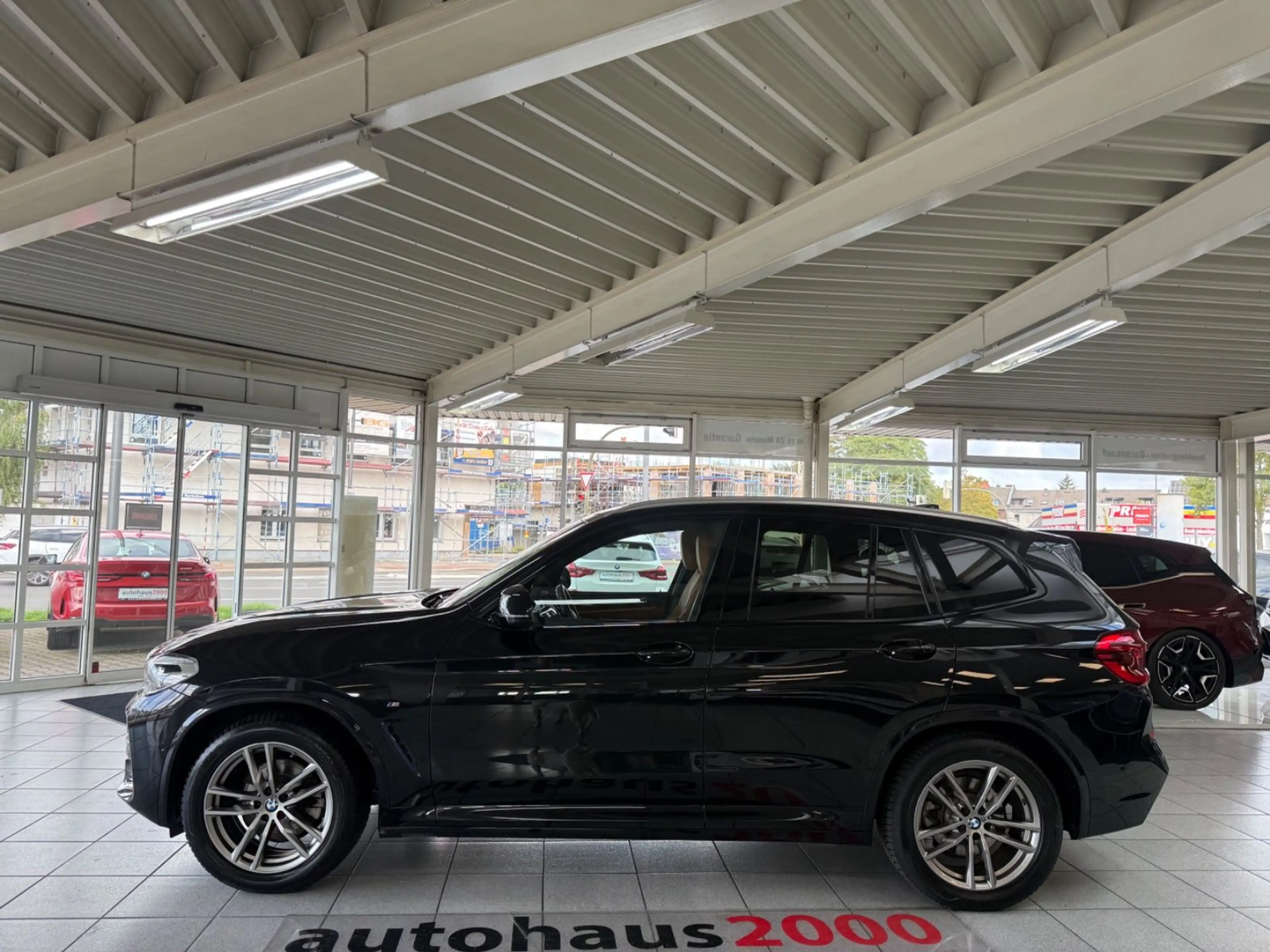 BMW X3 xDrive 20i M Sportpaket AUT./HUD/CAM/PANO. — photo 5