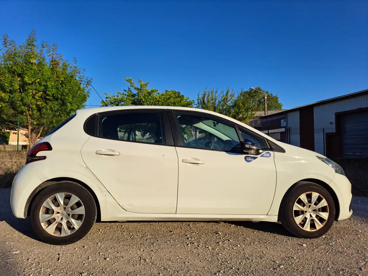 Peugeot 208 1.2 PureTech 68ch BVM5 Like