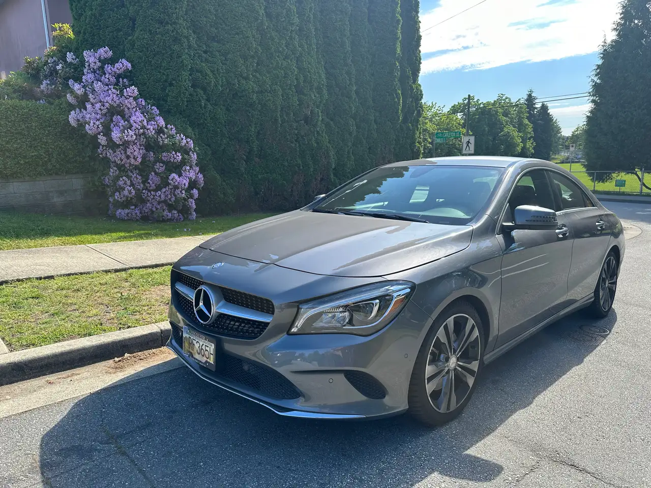 Mercedes-Benz CLA снимка Mercedes-Benz CLA