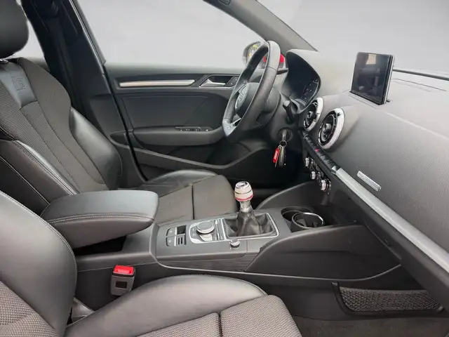 Audi A3 view 14
