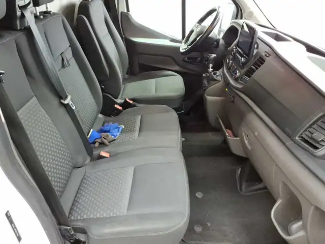 Ford Transit view 8