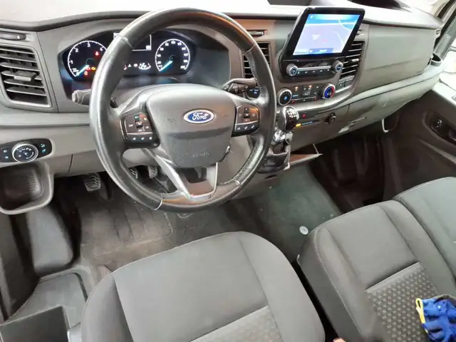 Ford Transit view 10