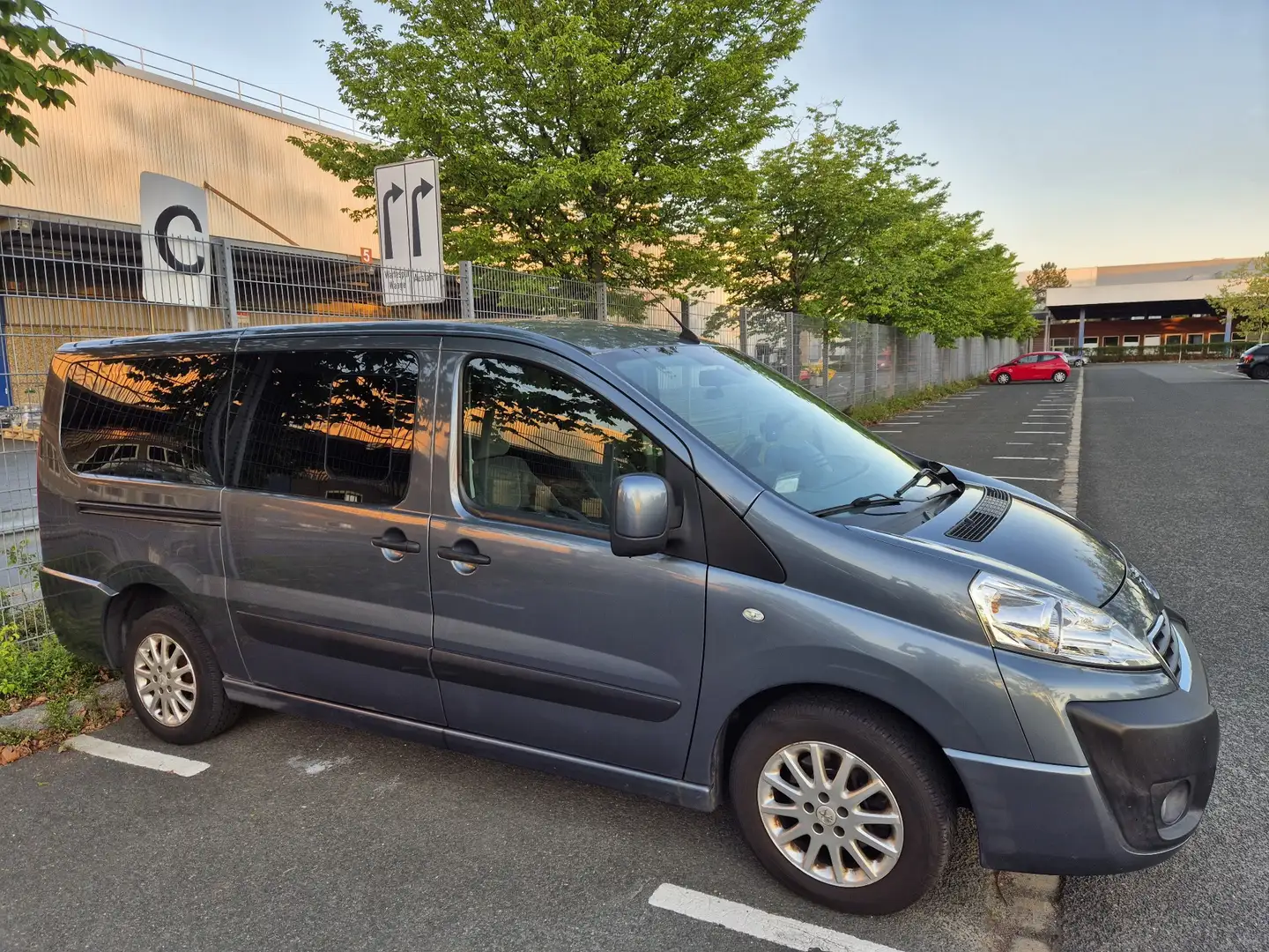 Peugeot Expert Tepee L2H1 (8-Si.) Allure - 2
