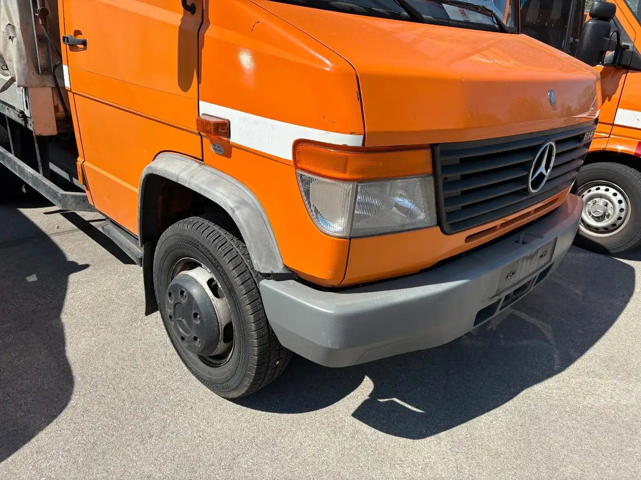 Mercedes-Benz Vario 614 D Pritsche Kran, foto 11