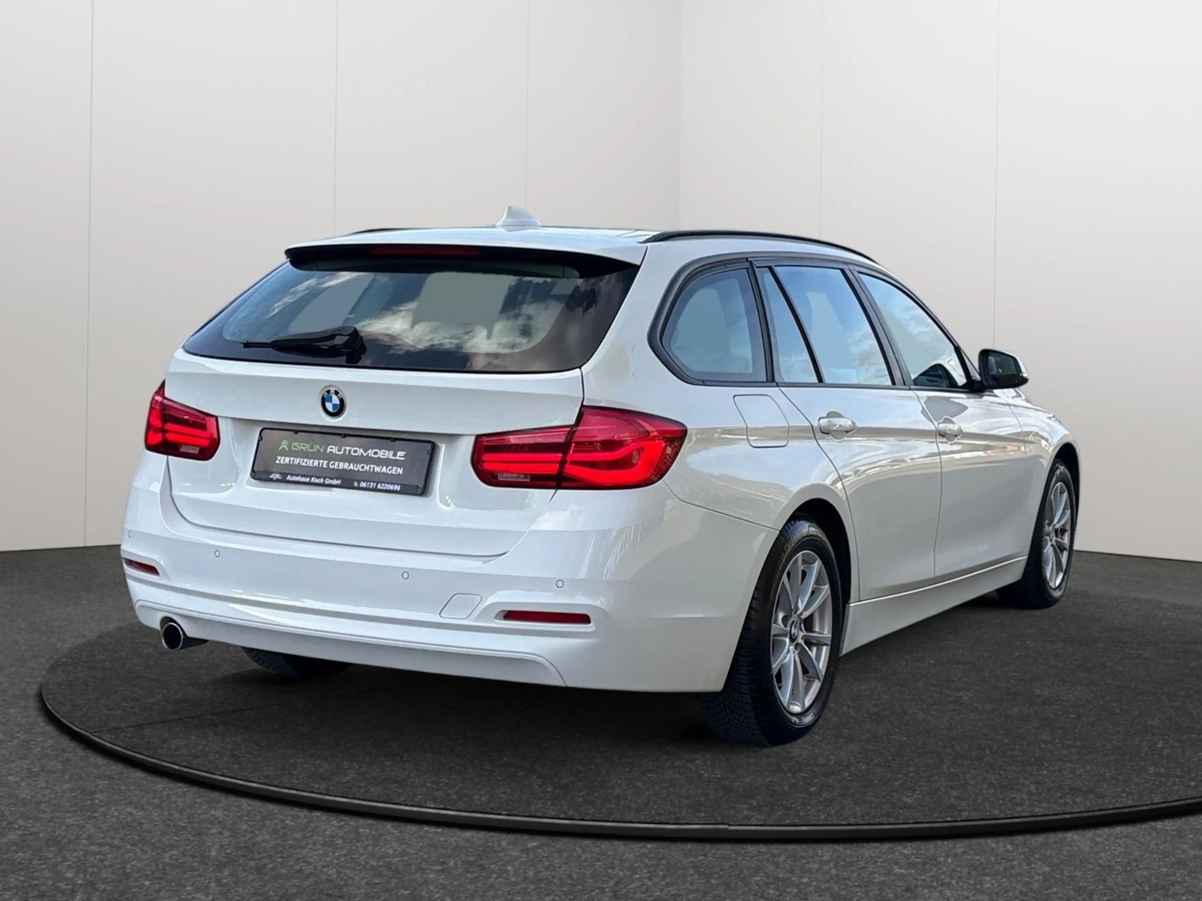 BMW 318 d Touring Advantage/LED/ 8 Fach/Garantie — photo 7