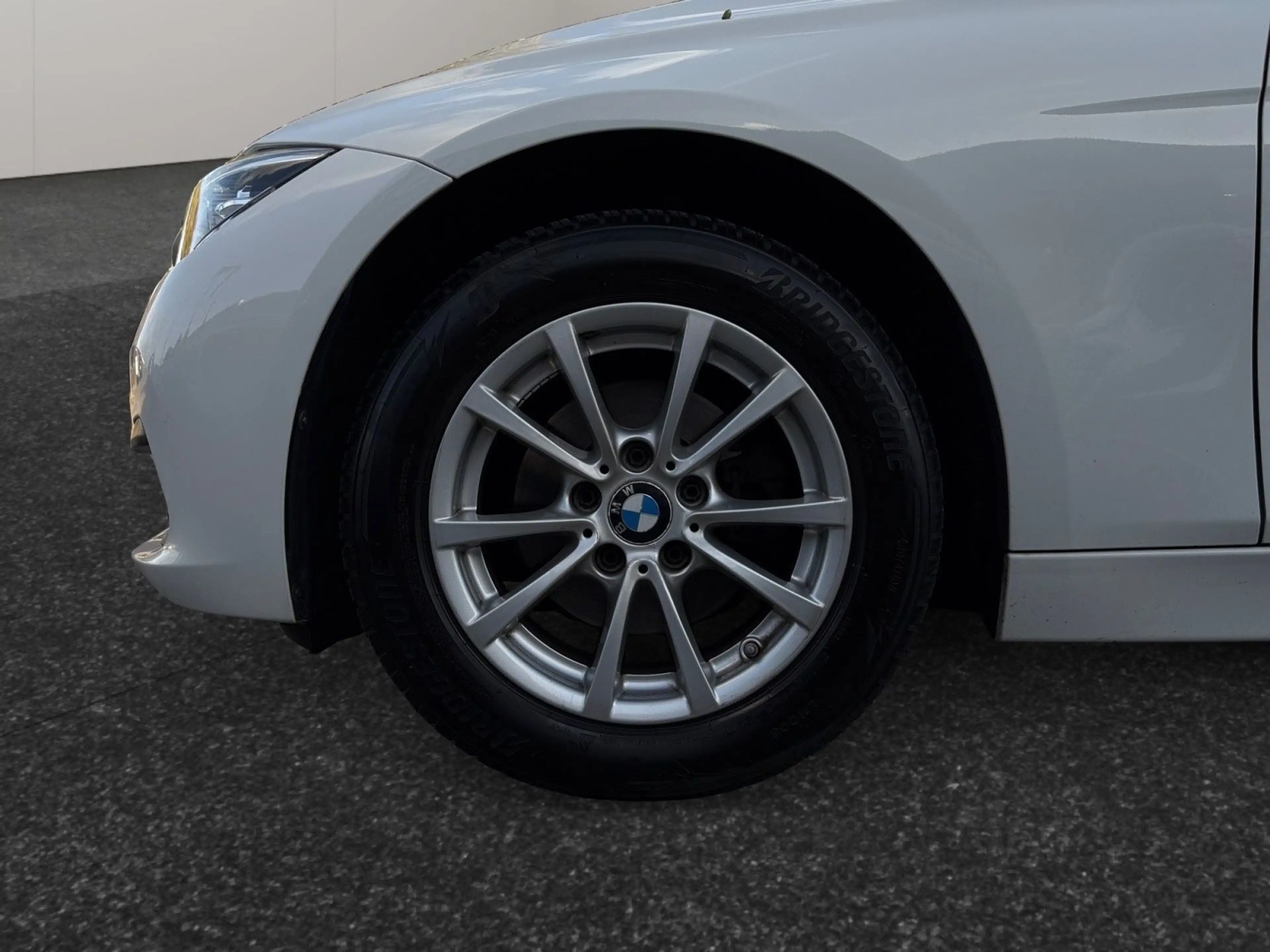BMW 318 d Touring Advantage/LED/ 8 Fach/Garantie — photo 9