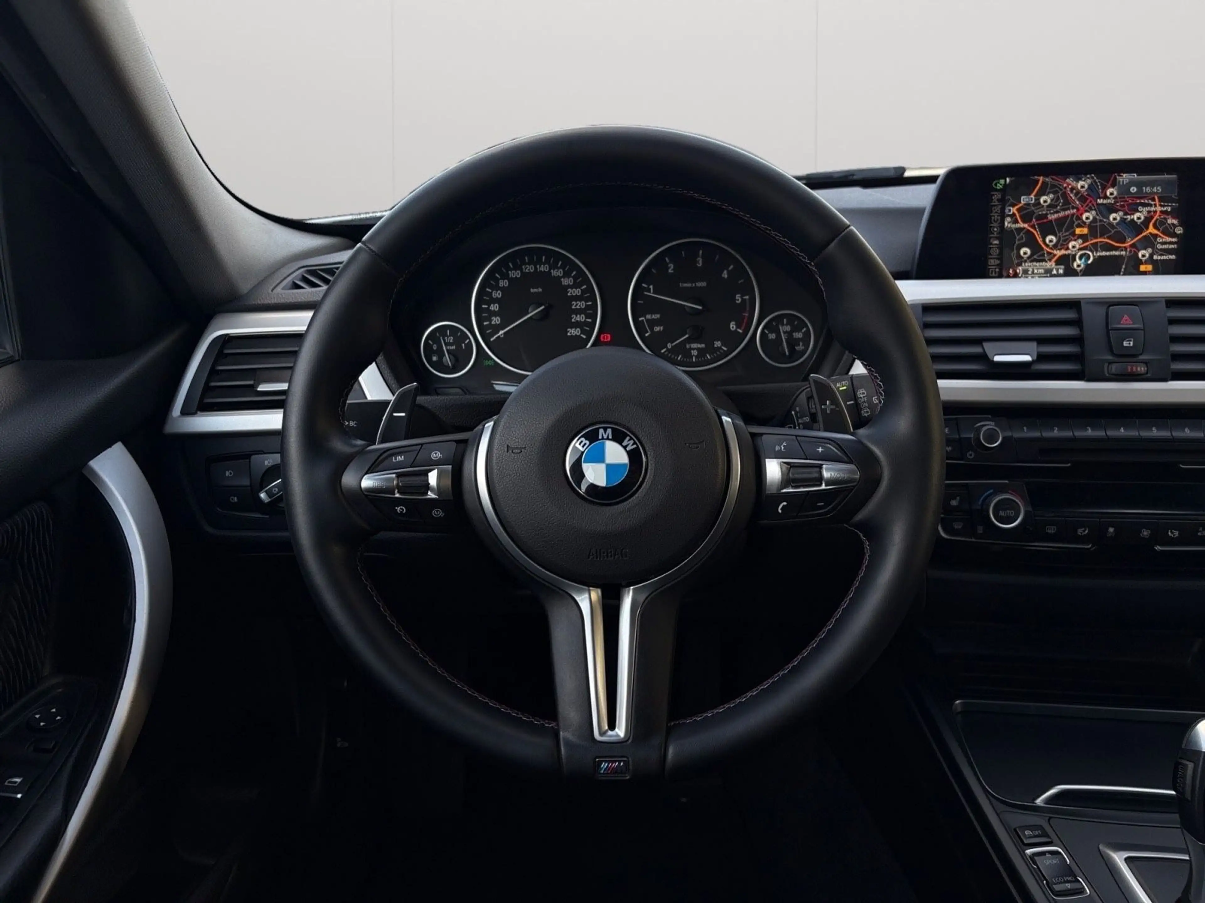 BMW 318 d Touring Advantage/LED/ 8 Fach/Garantie — photo 14