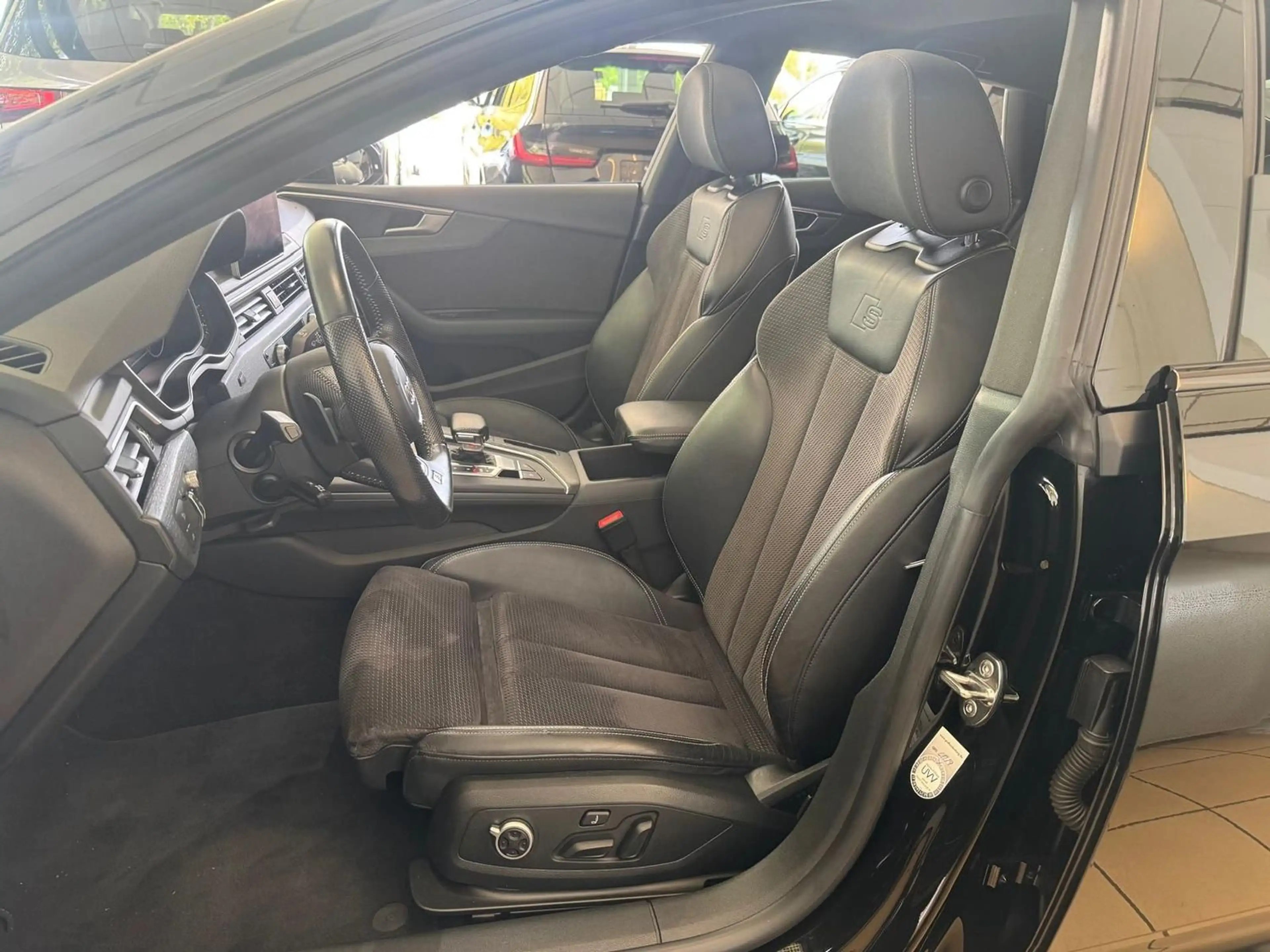 Audi A5 50 TDI S-Line HuD Pano Kamera Digital Ambiente — photo 9
