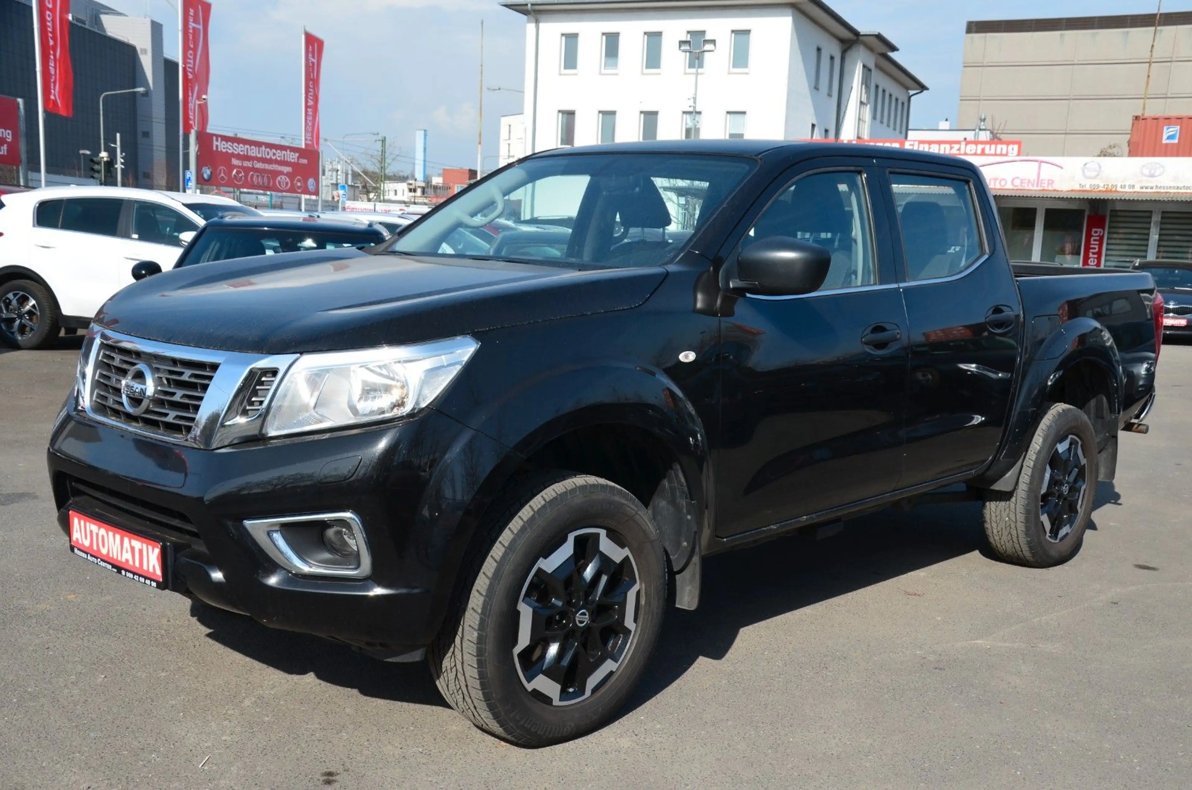 Nissan Navara NP300*-D*DoKa*AHK*AUTO*TEMPO*NAVI*TÜV