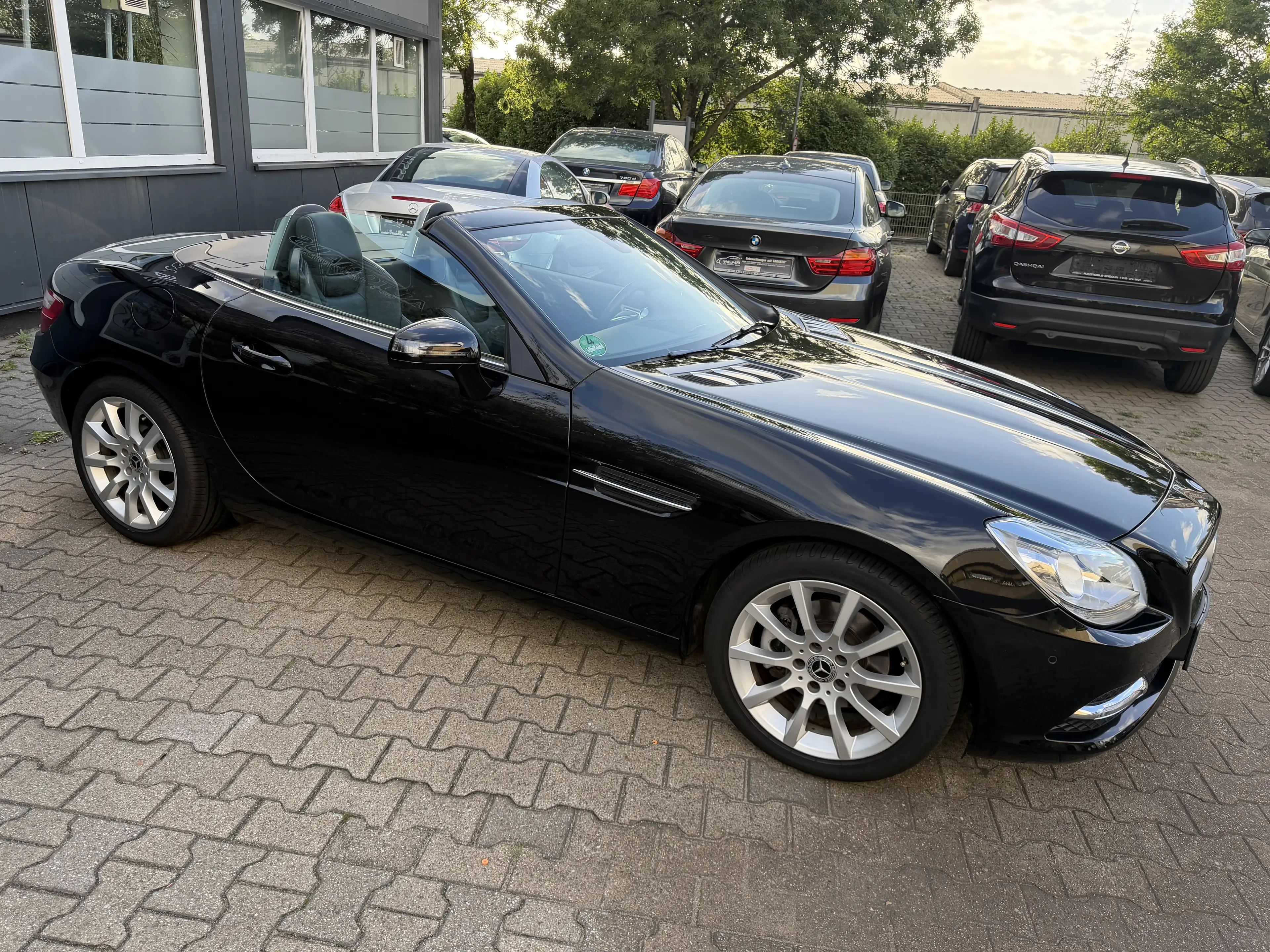 Mercedes-Benz SLK 200 BlueEfficiency 7G-TRONIC 1.Hand Voll S-Heft Top Gepflegt Leder Navi Schwarz — photo 18