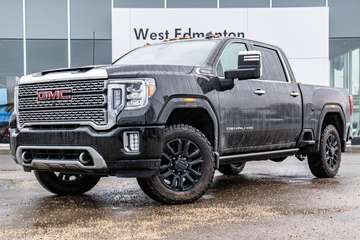 Denali | 4WD | LEATHER | NAV | BOSE | SUNROOF