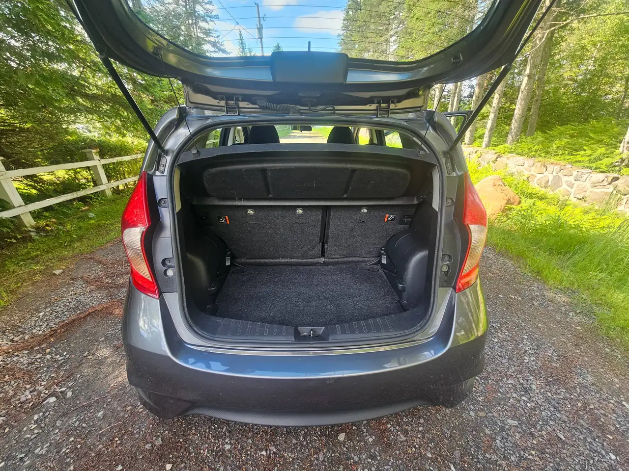 Nissan Note снимка Nissan Note