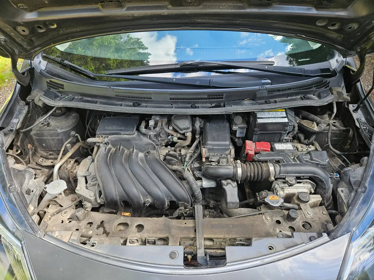 Nissan Note снимка Nissan Note