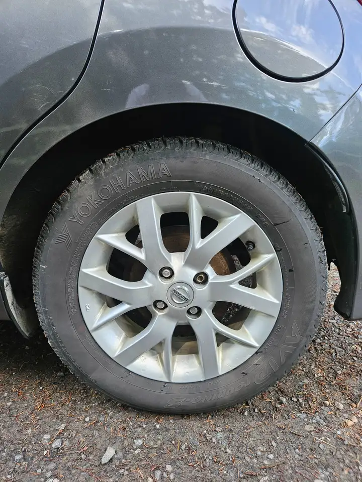 Nissan Note снимка Nissan Note