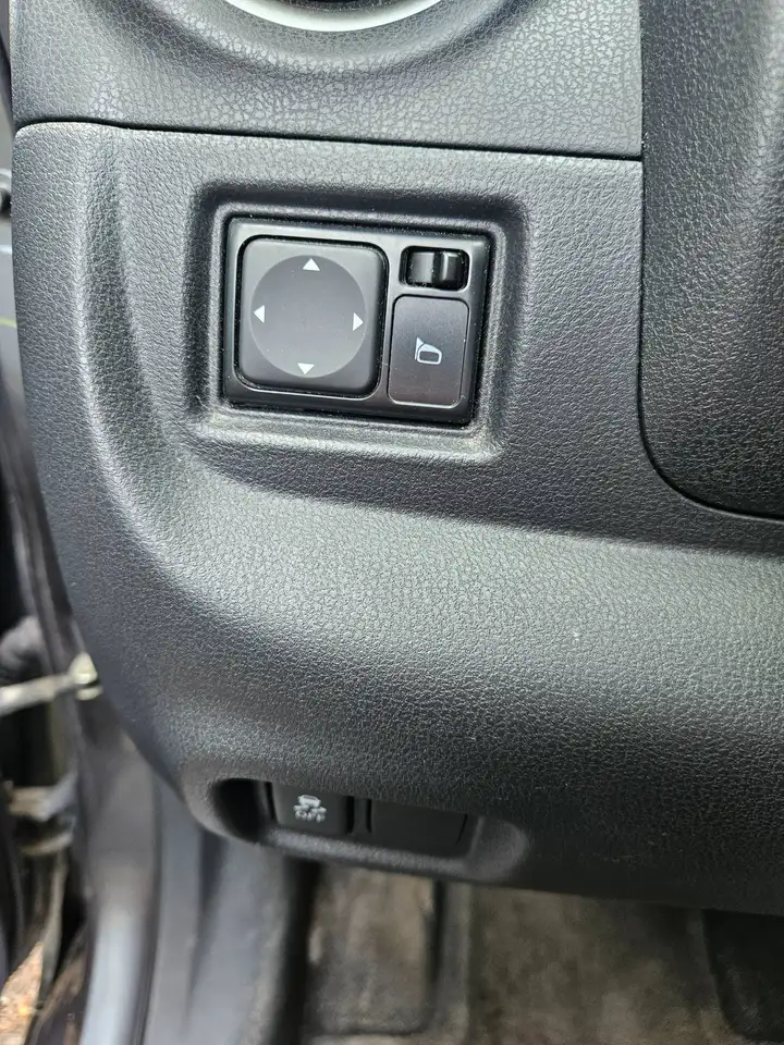 Nissan Note снимка Nissan Note