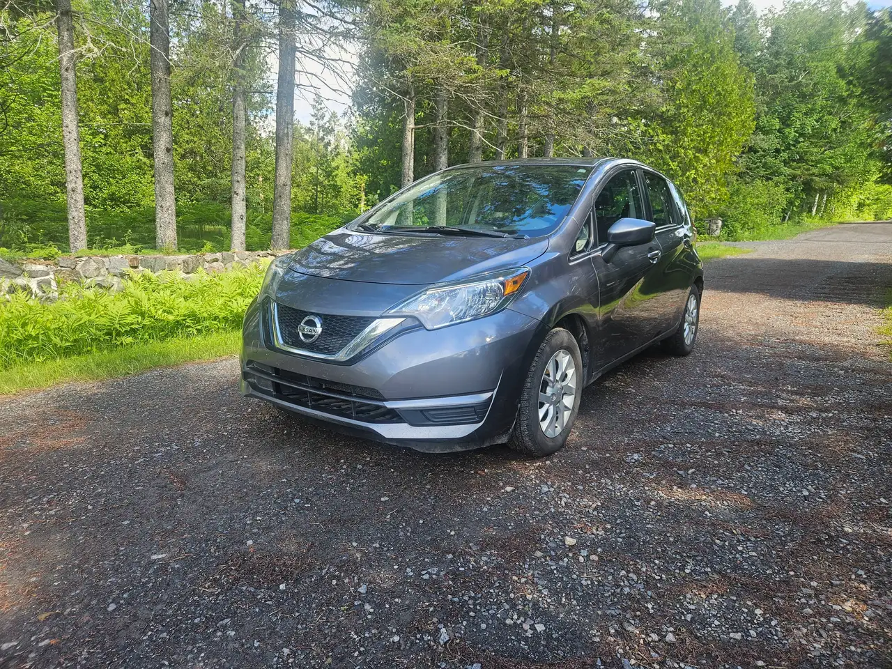 Nissan Note снимка Nissan Note