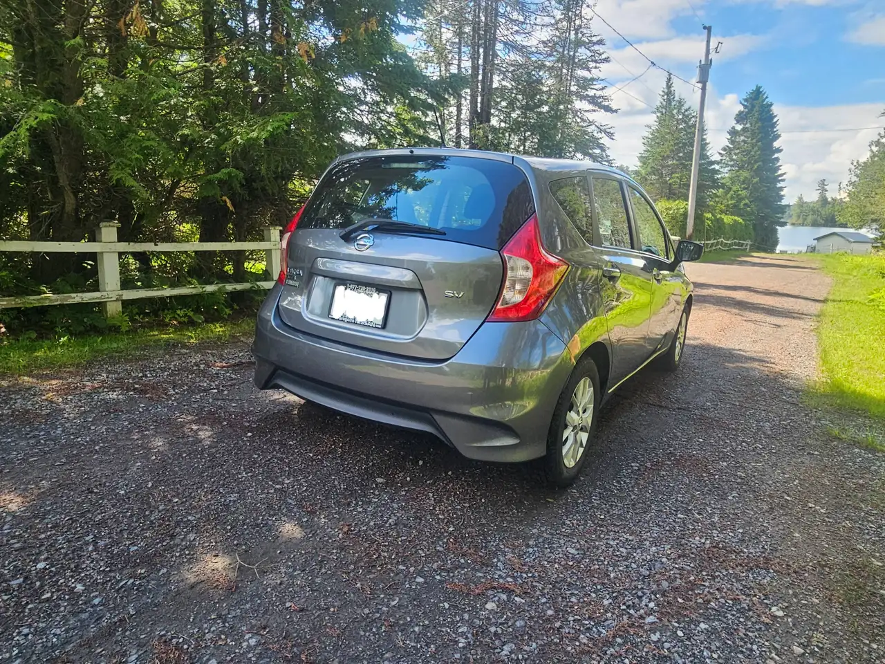 Nissan Note снимка Nissan Note