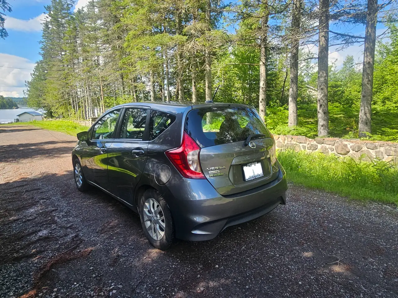 Nissan Note снимка Nissan Note