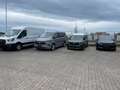Volkswagen T7 California Beach Multivan Aufstelldach PKW 6 Grau - thumbnail 28