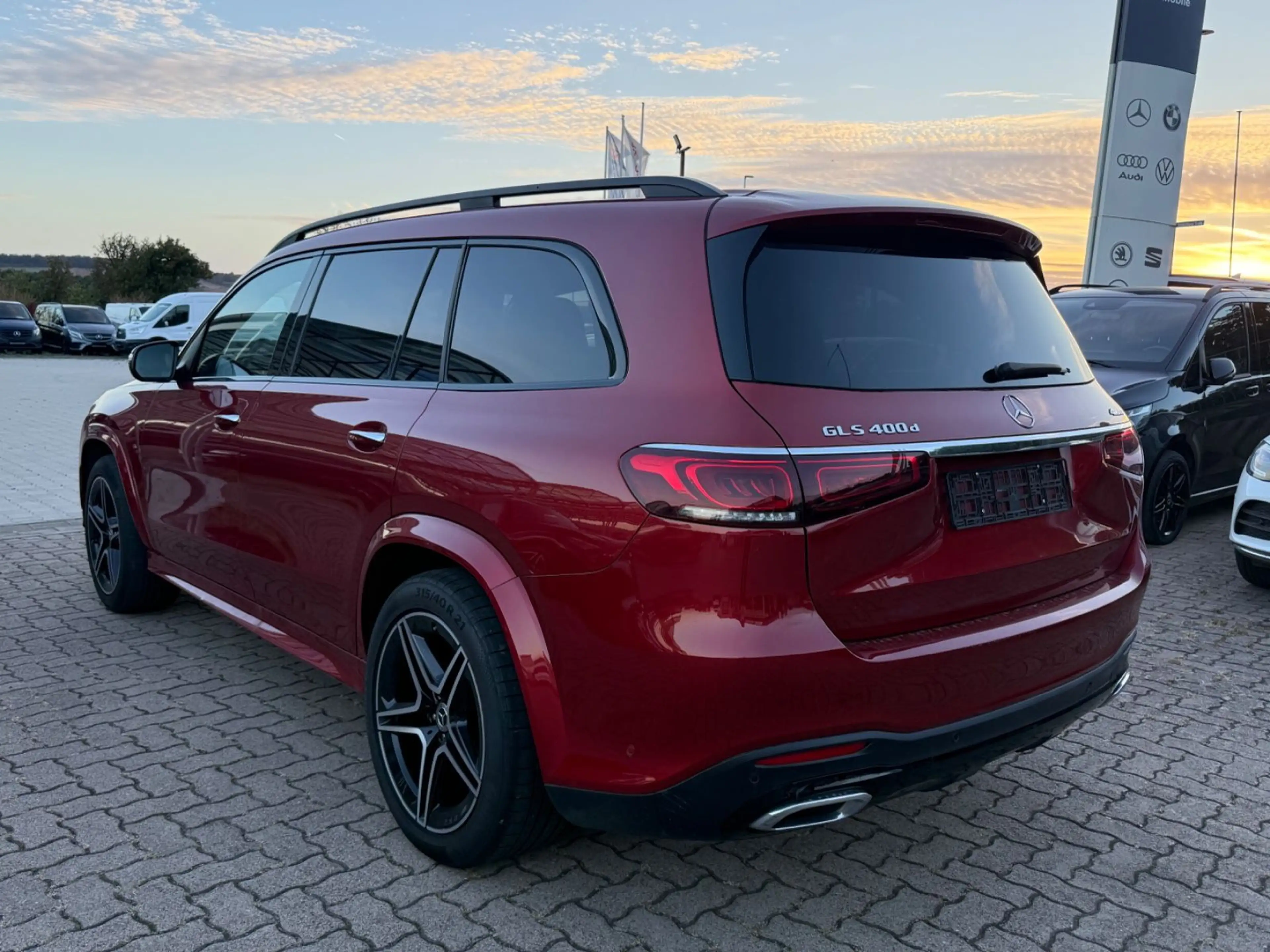 Mercedes-Benz GLS 400 d 4M AMG-Line*HUD*AIRMATIC*BURMESTER*AHK* — photo 3