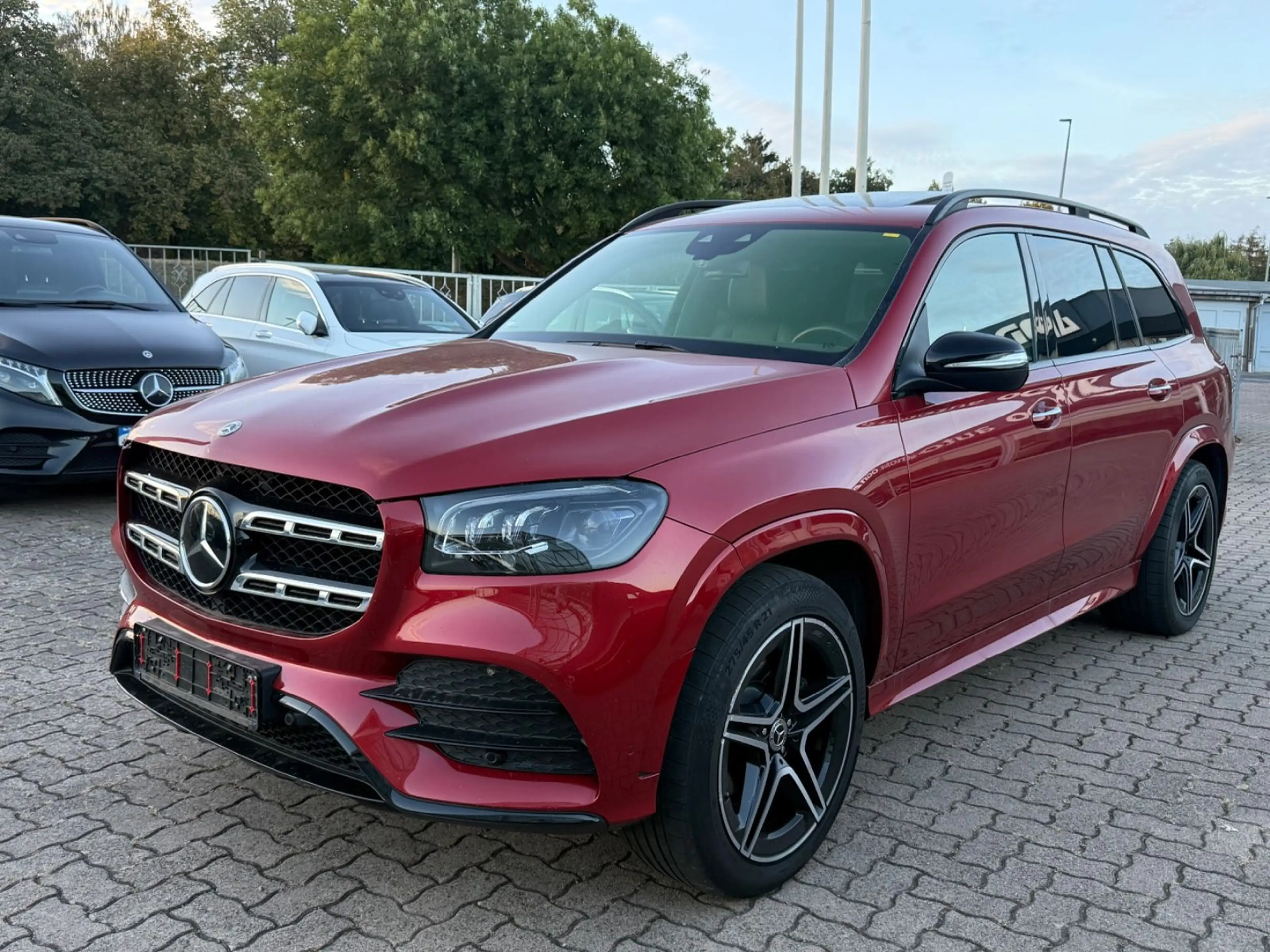Mercedes-Benz GLS 400 d 4M AMG-Line*HUD*AIRMATIC*BURMESTER*AHK* — photo 2