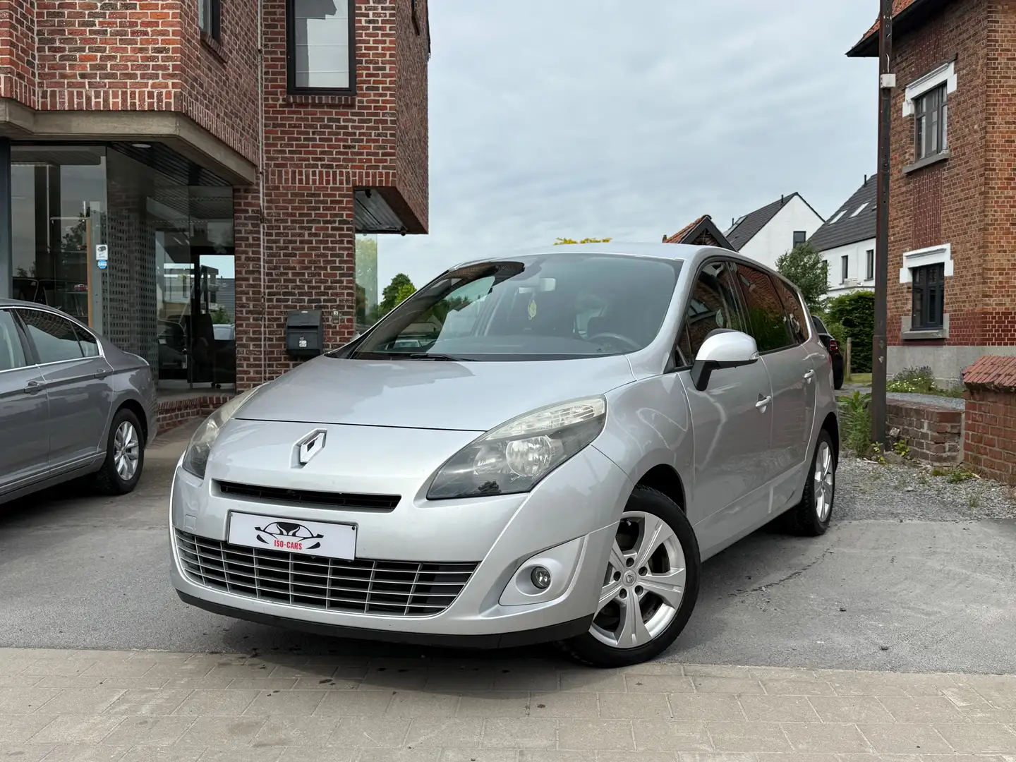 Renault Scenic 1.4 TCe Privilège // AIRCO // GVV // Gris - 1
