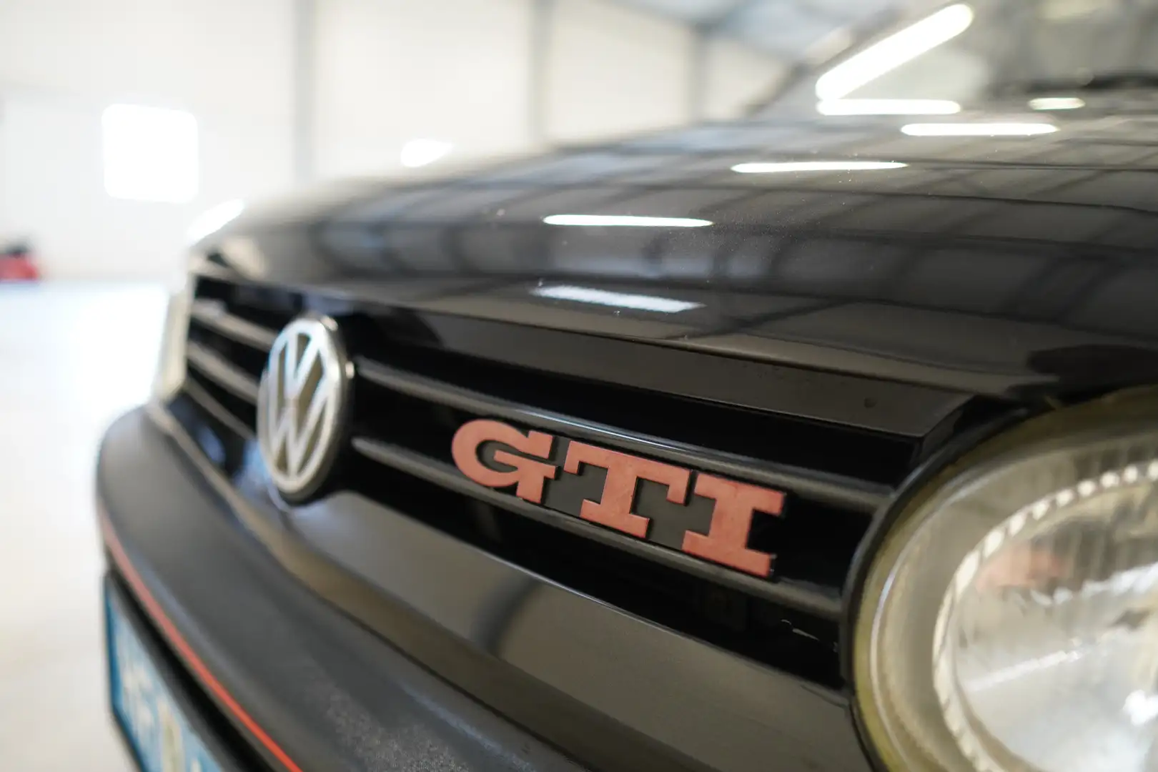 Volkswagen Golf GTI "20 Years" TDI TOP LEDER KLIMAAUTOMATIK SH Schwarz - 1