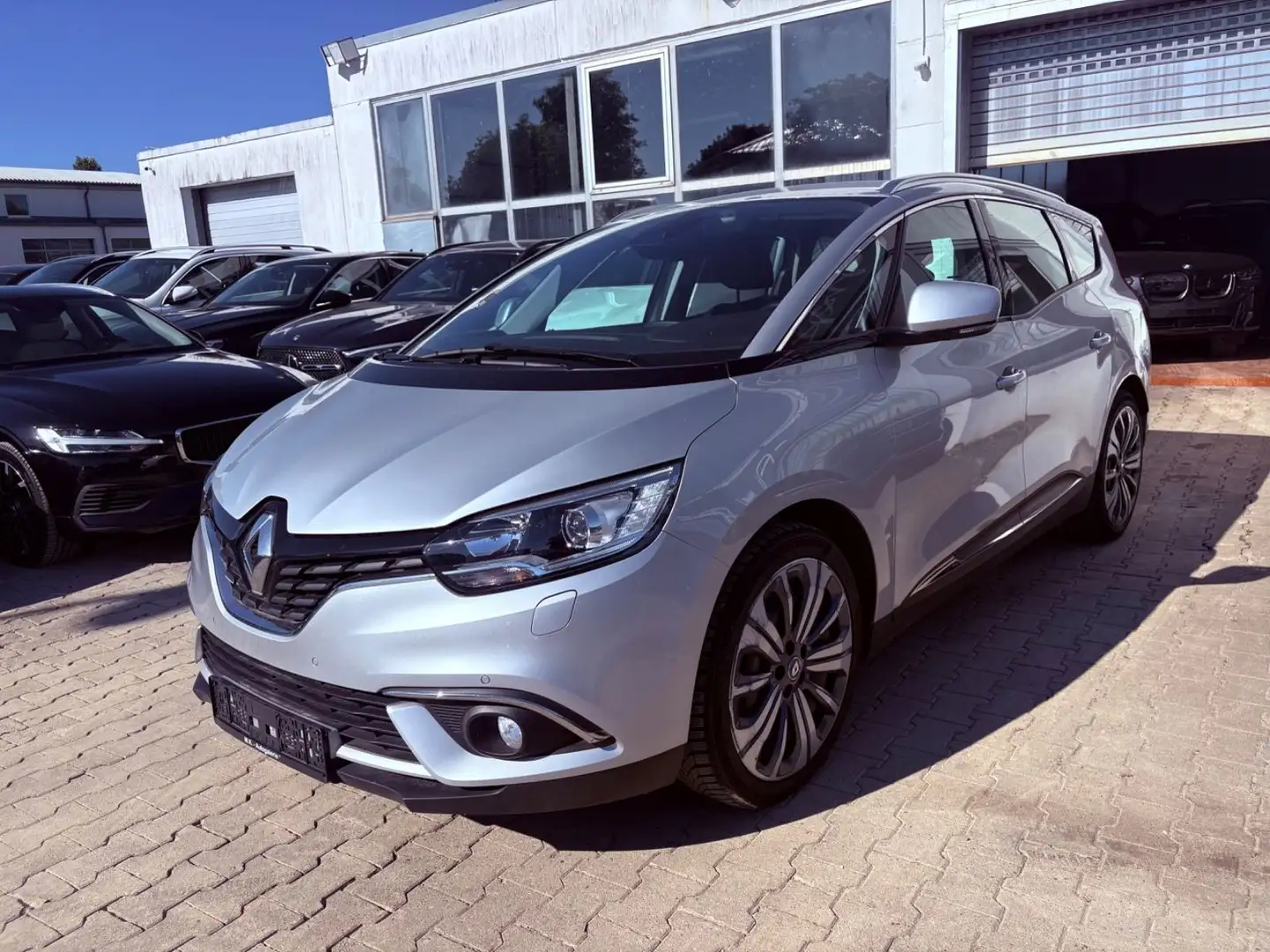 renault scenic