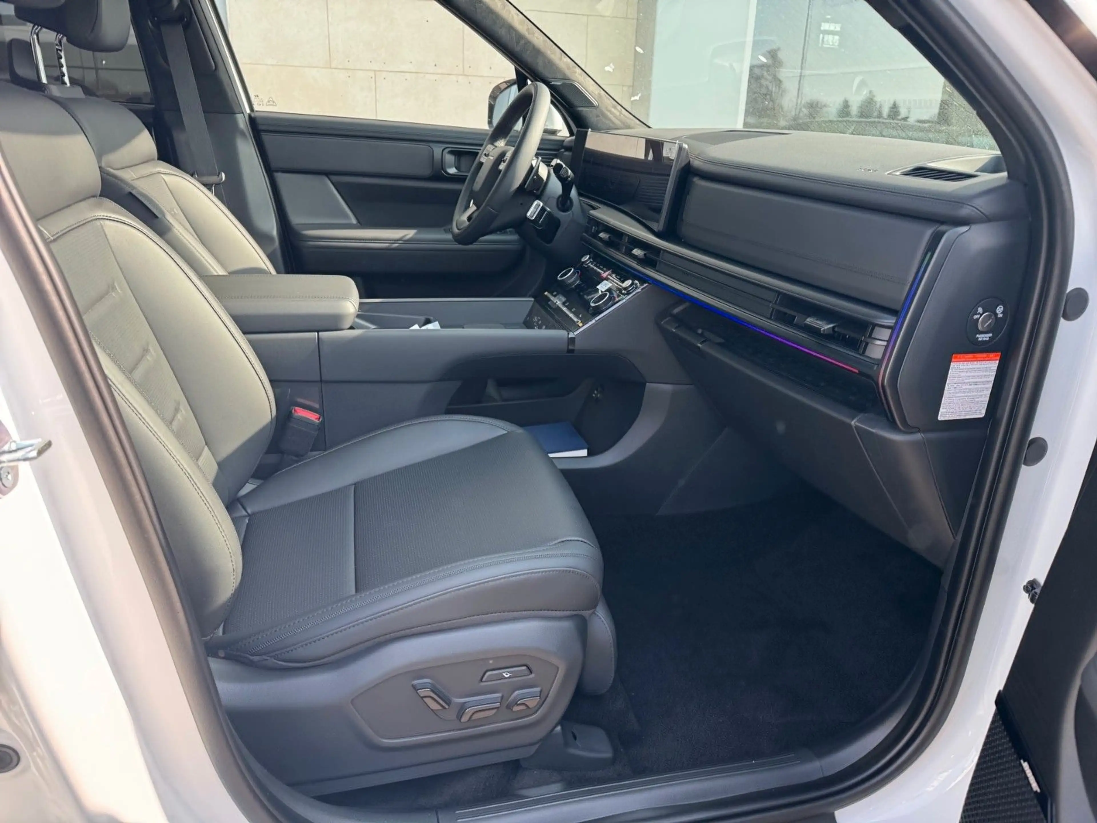Hyundai SANTA FE 1.6 T-GDI Hybrid 158 kW 4WD Blackline 7 — photo 13