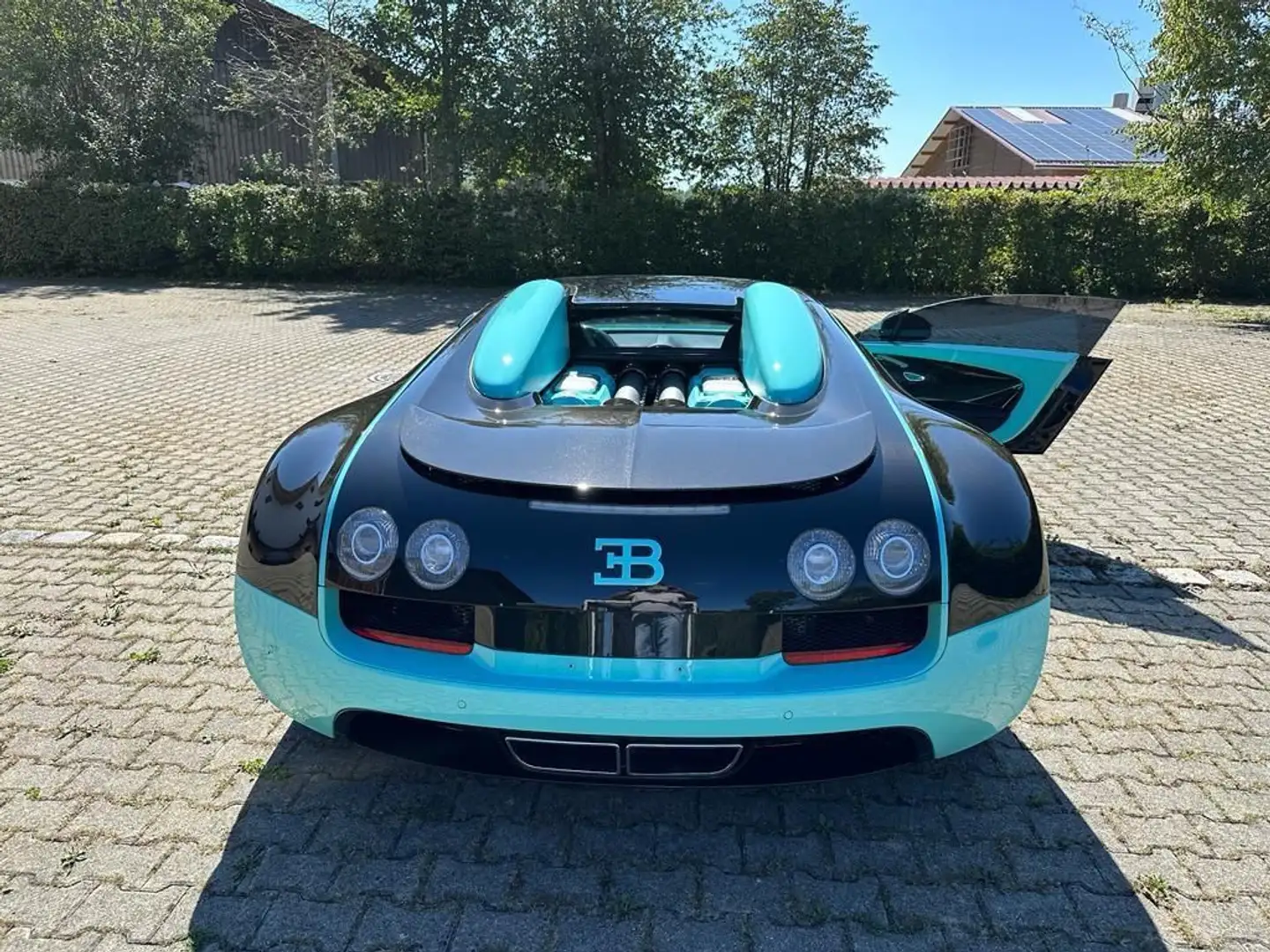 Bugatti Veyron Grand Sport Vitesse "Tiffany" 1 of 1 Nero - 1