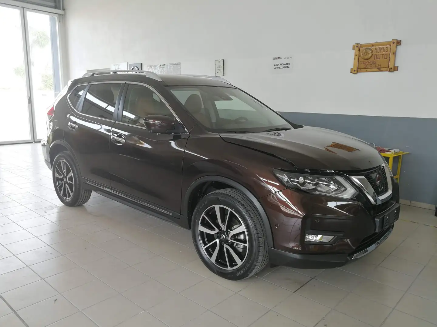 Nissan X-Trail 2.0 dci Tekna 4wd xtronic Marrone - 1