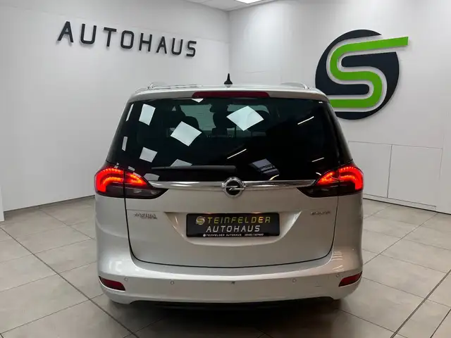 Opel Zafira view 6