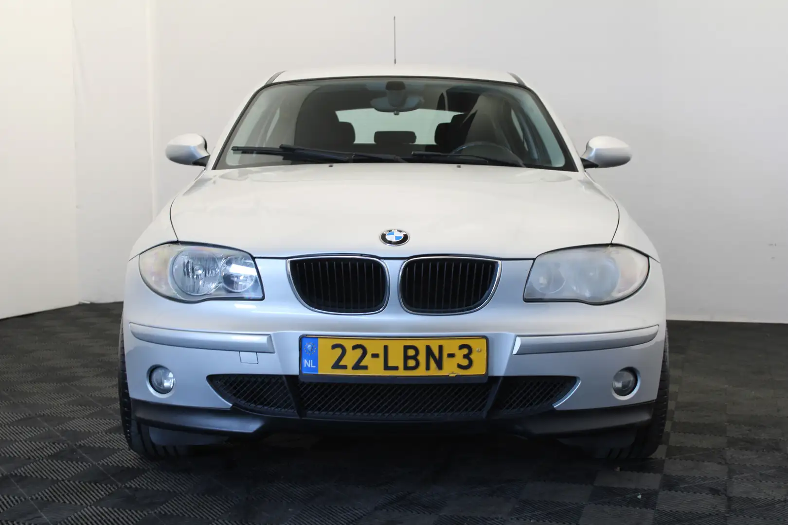 BMW 118 1-serie 118d |Airco| *Pinksteren open* Gris - 2