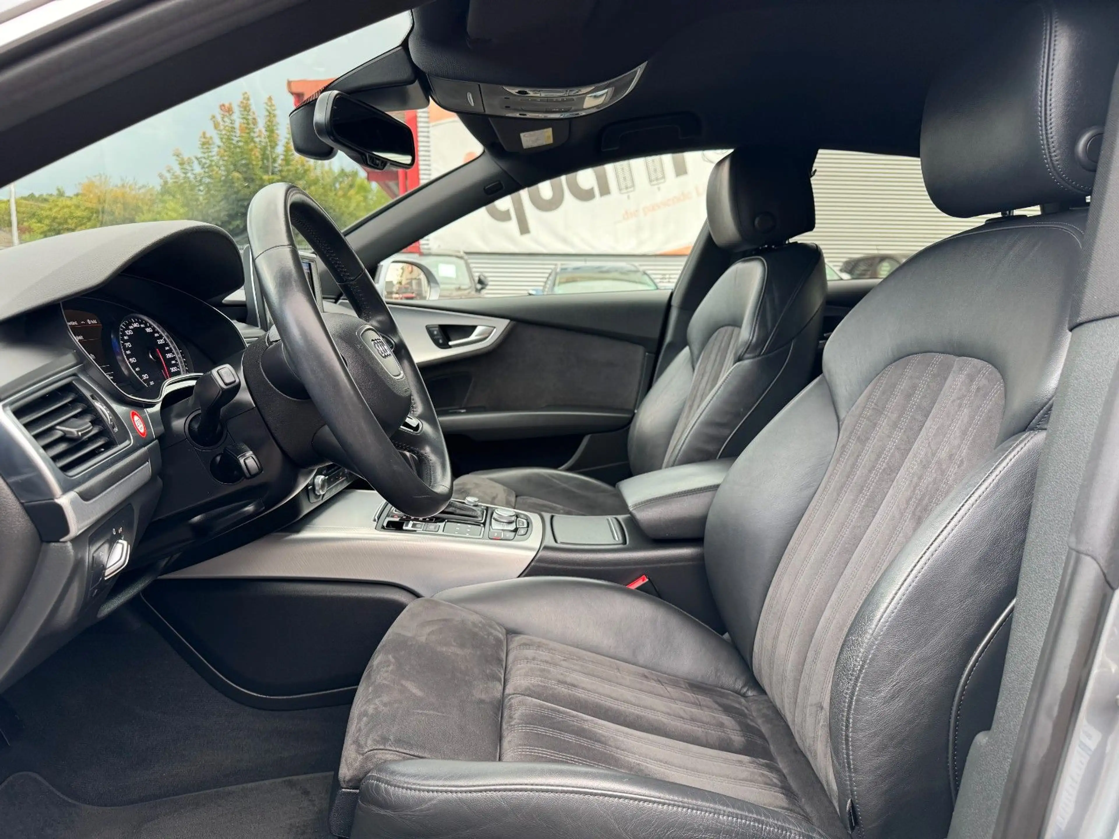 Audi A7 SB 3.0TDI quattro S line *Matrix/Bose/2.Hand* — photo 8