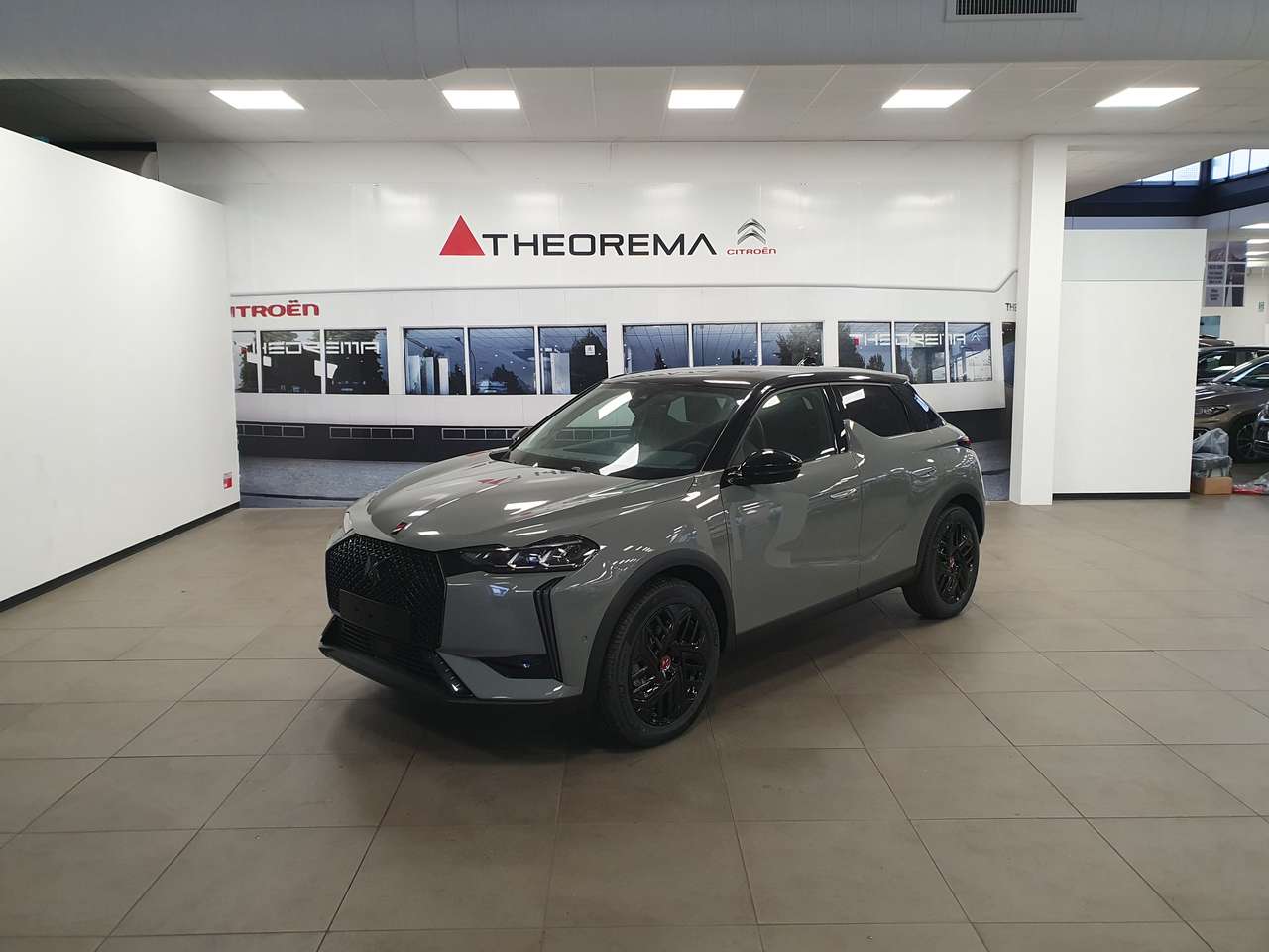 DS Automobiles DS 3 Crossback 50kWh E-TENSE Performance Line+