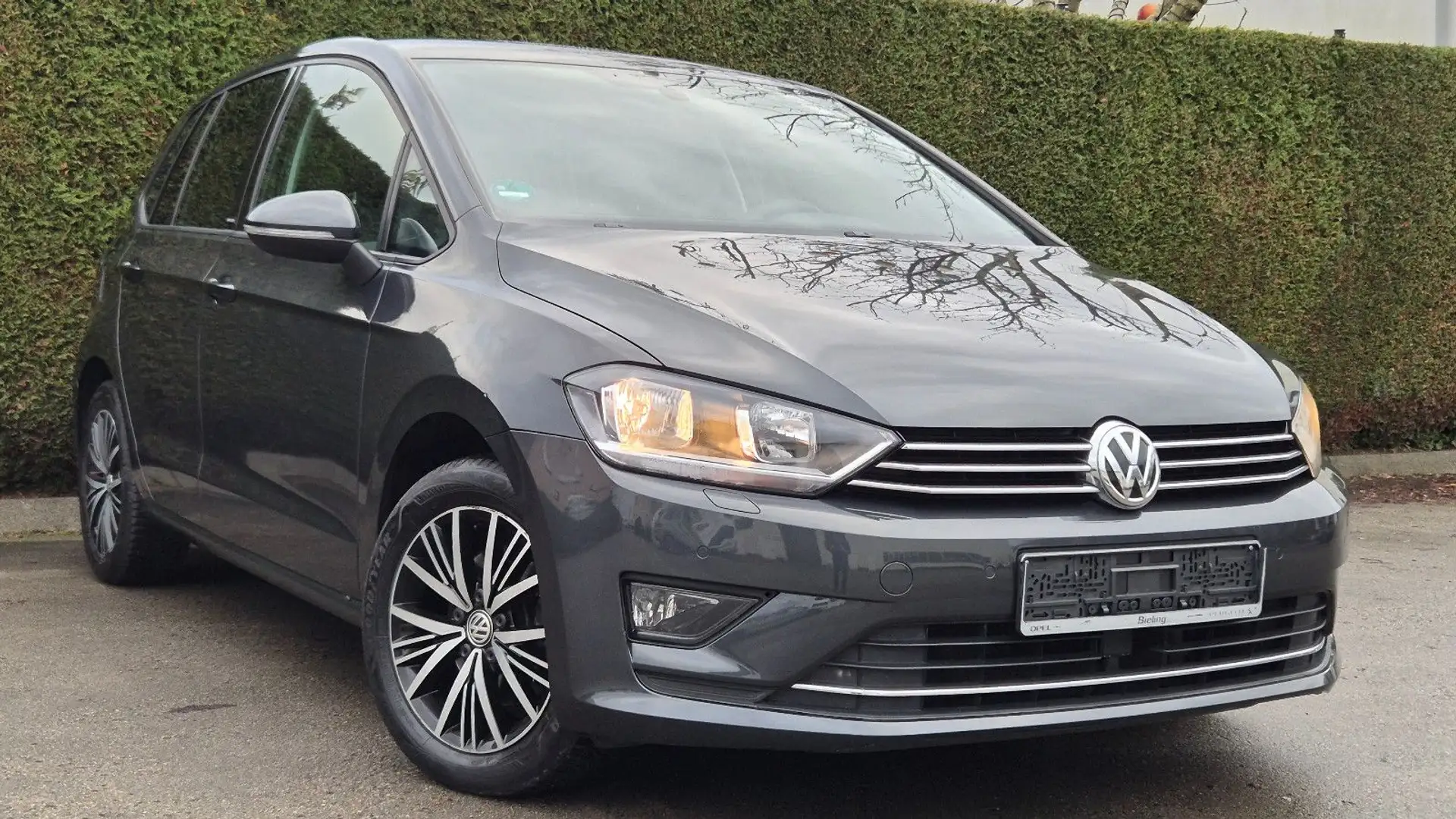 Volkswagen Golf Sportsvan 1.4 TSI 92kW DSG ALLSTAR 89.000km Gris - 1