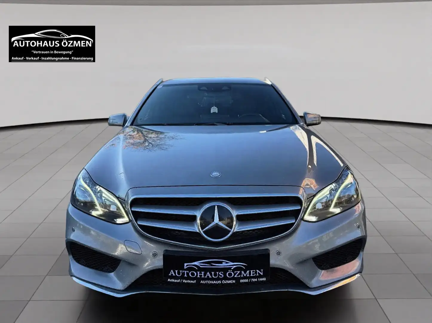 Mercedes-Benz E 350 E-Klasse CDI T 4Matic BlueTEC Avantgarde Grau - 2