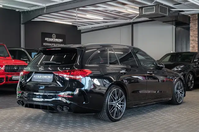 Mercedes-Benz C-Class view 7