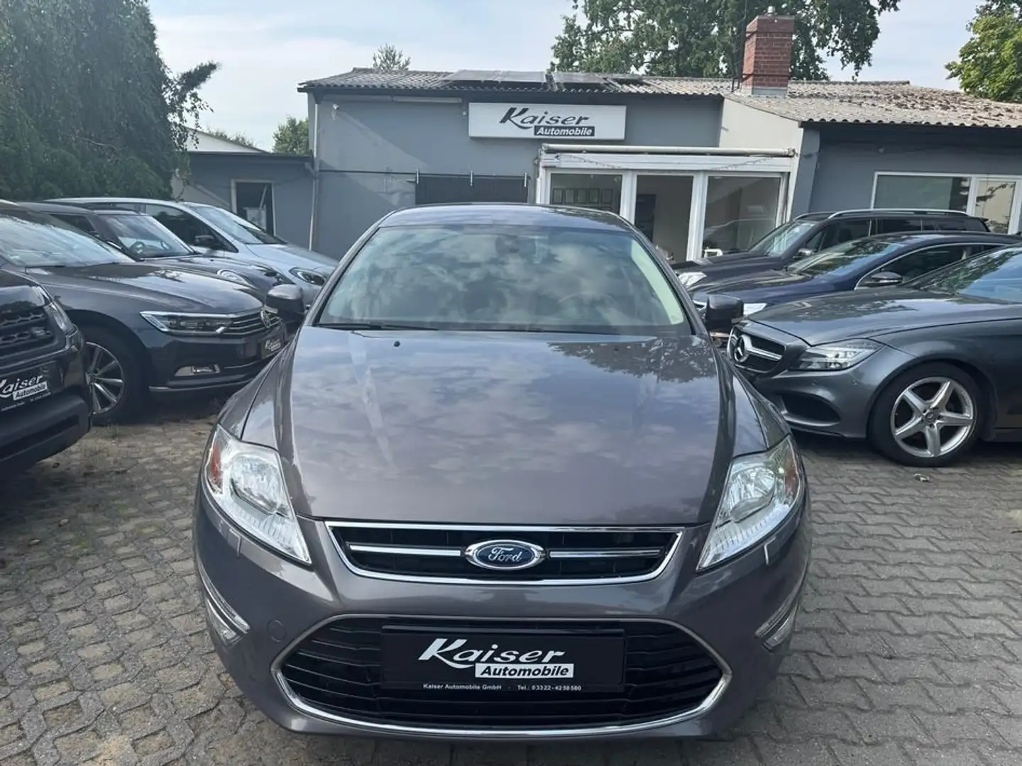 Ford Mondeo Titanium-2Besitz-Tempomat-Isofix-Standheizung-Alus Braun - 2